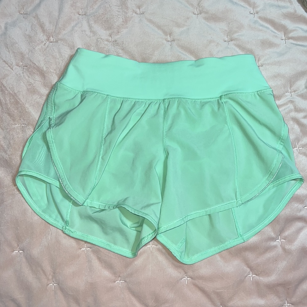 Lululemon Attack The Track Short size 2 color: Citra Lime